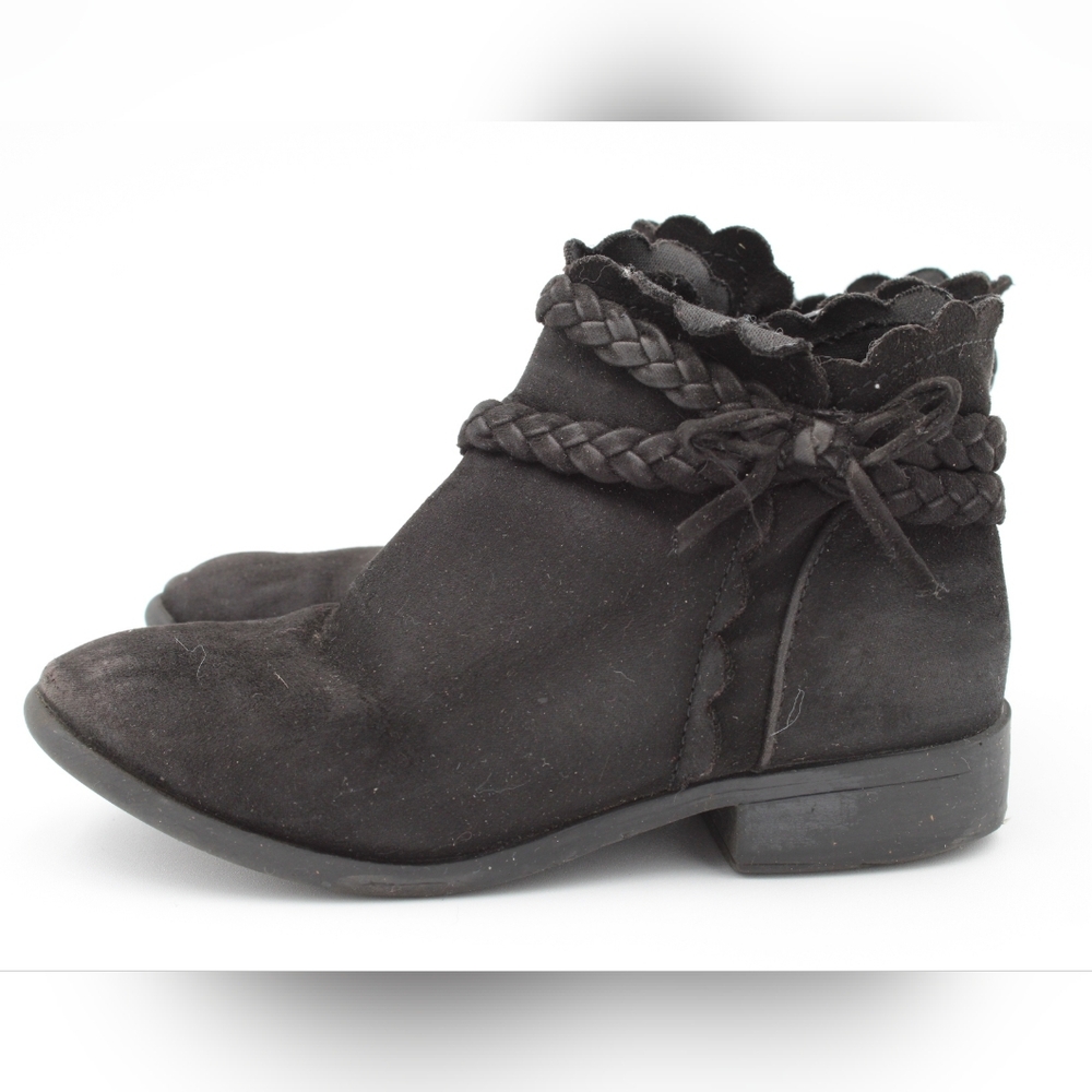 Girls Toddler Size 11 Black Microsuede Ankle Boots with Braided Straps